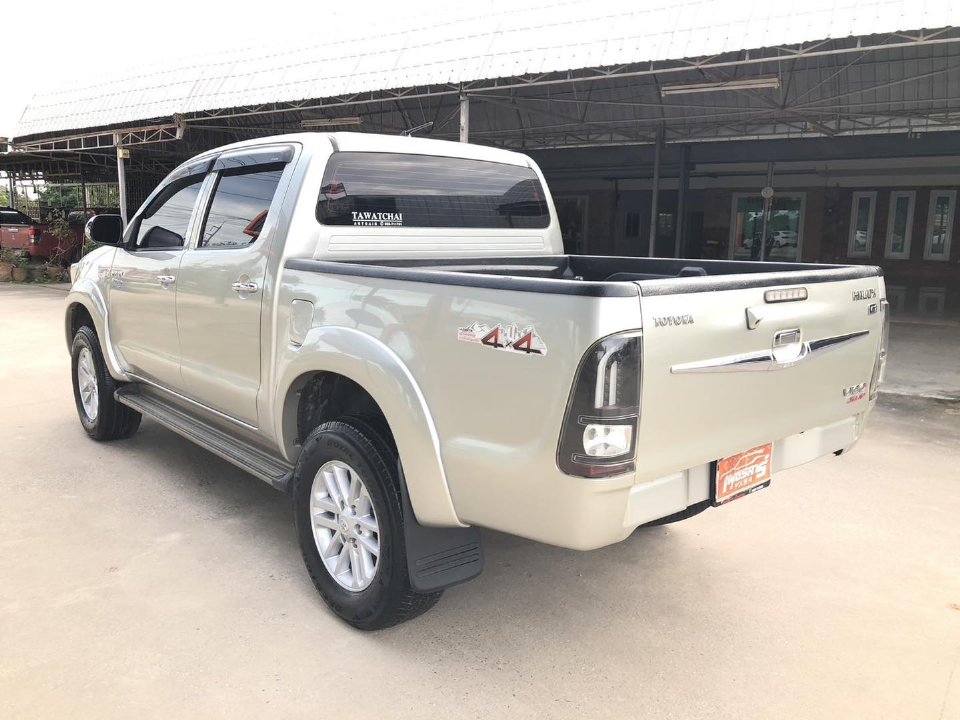 Car Image 17