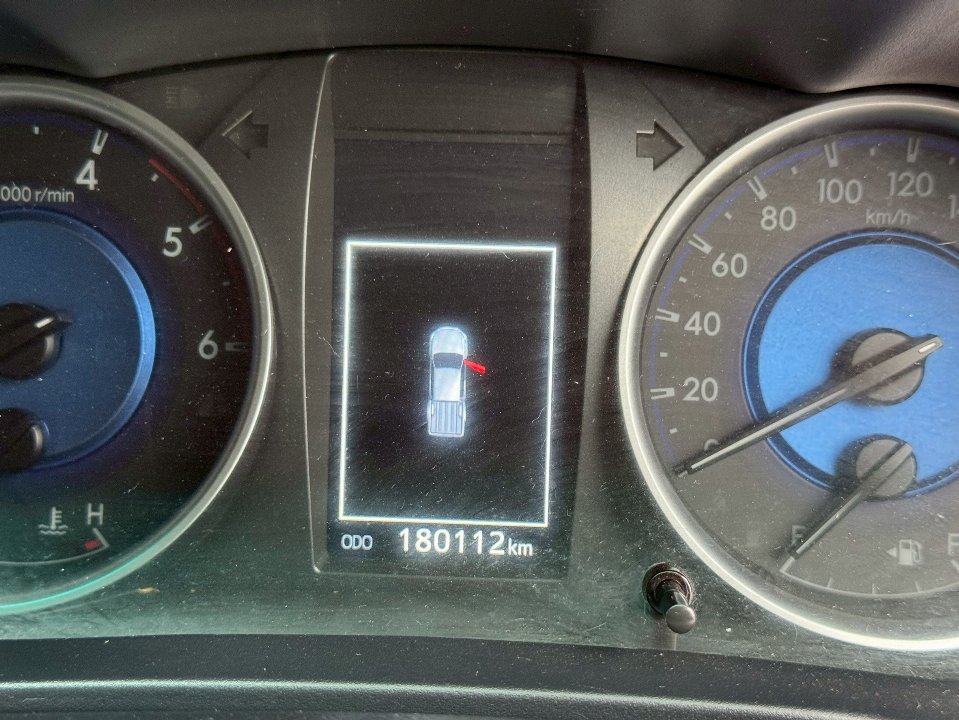 Car Image 12