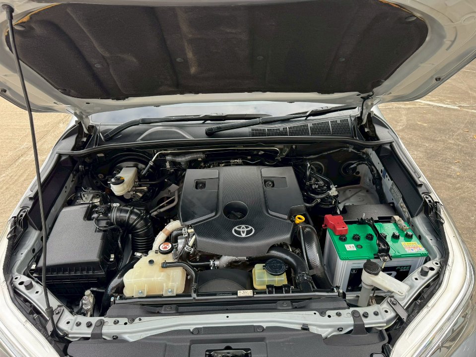 Car Image 19