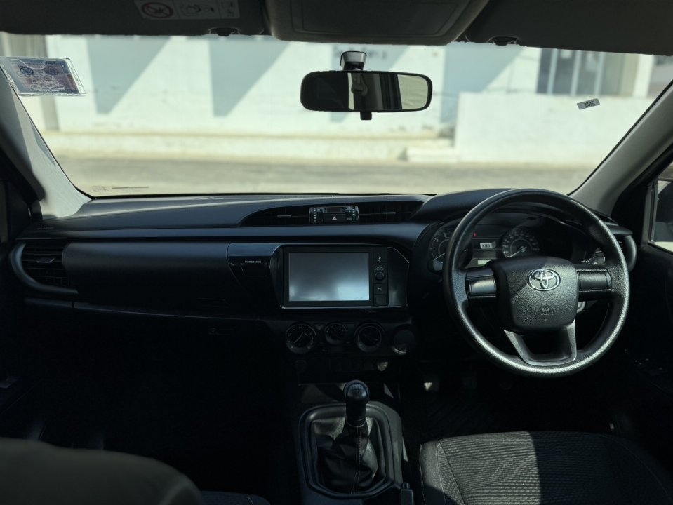 Car Image 9