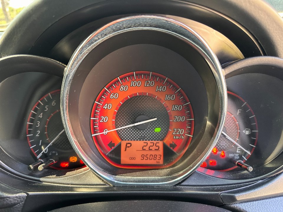 Car Image 4