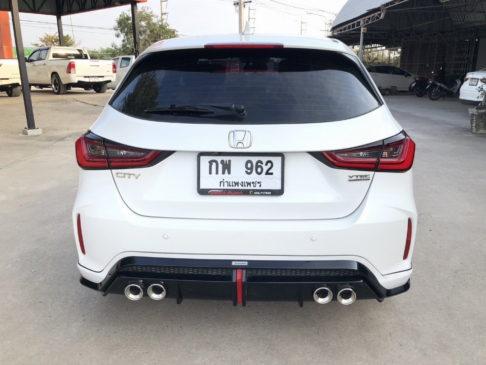 Car Image 7