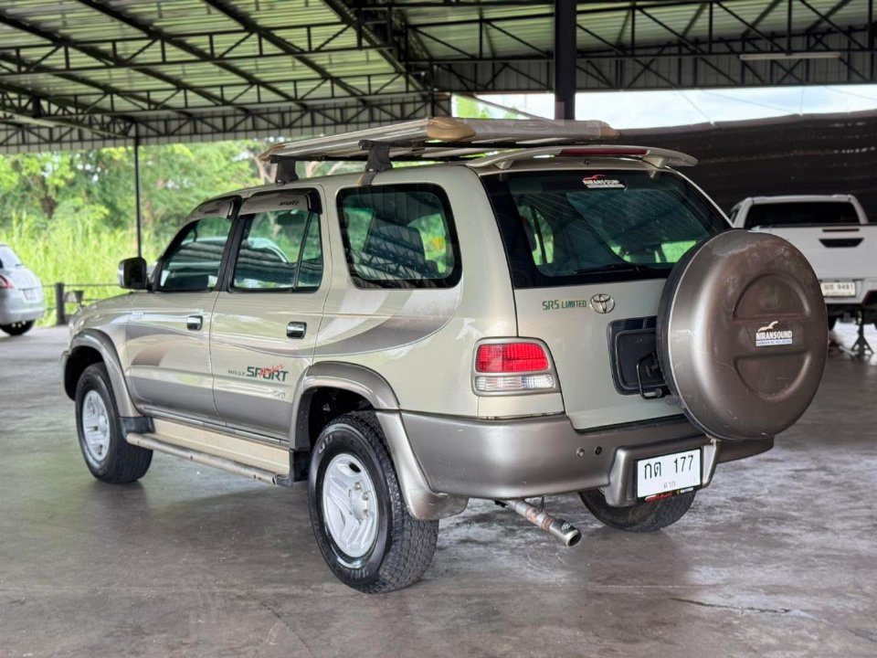 Car Image 4
