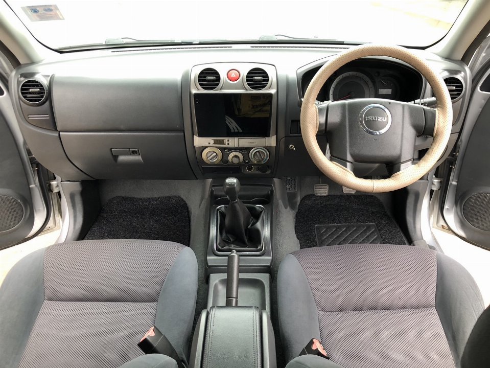 Car Image 13