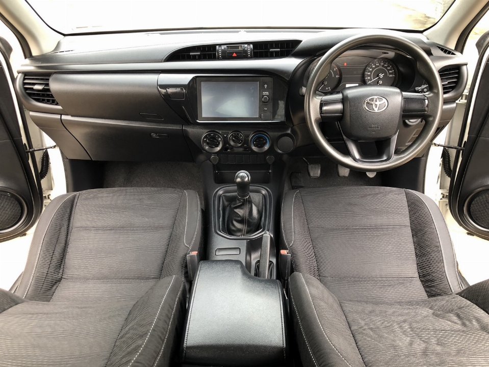 Car Image 13