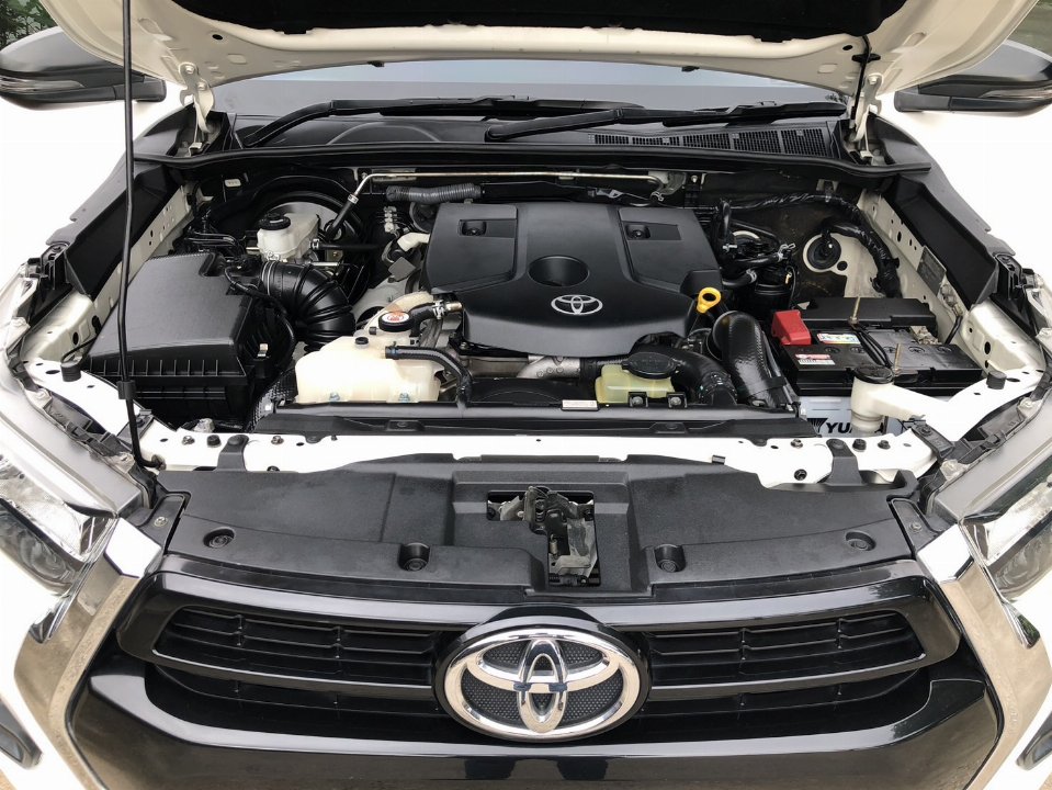 Car Image 15