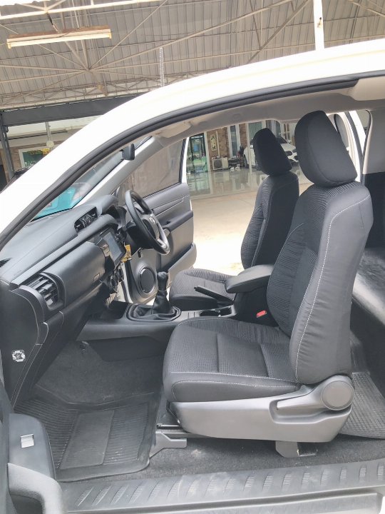 Car Image 11