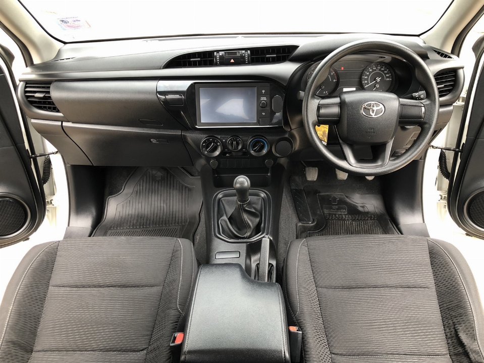 Car Image 13