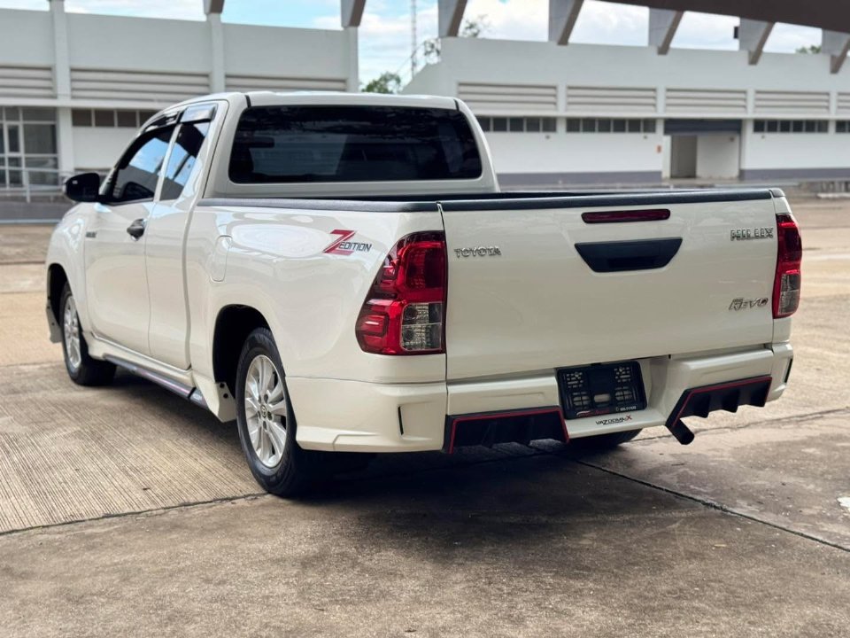 Car Image 26