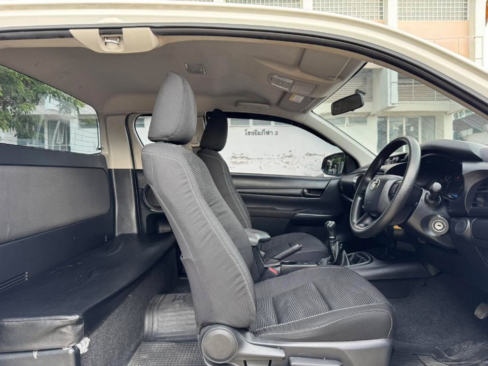 Car Image 29