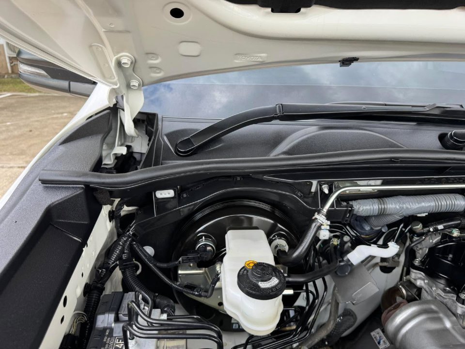 Car Image 34