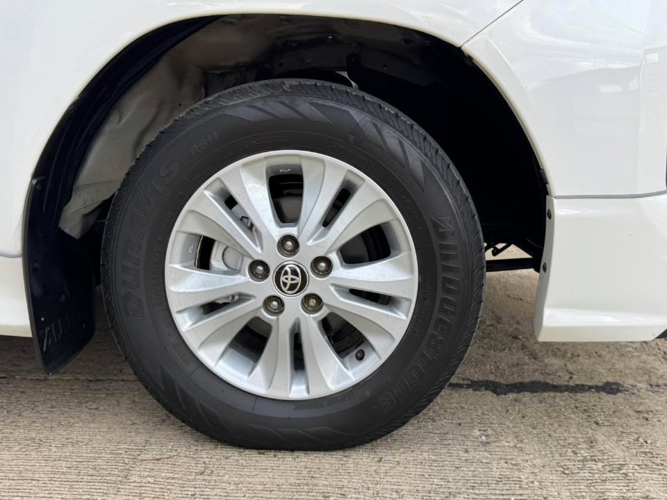 Car Image 37