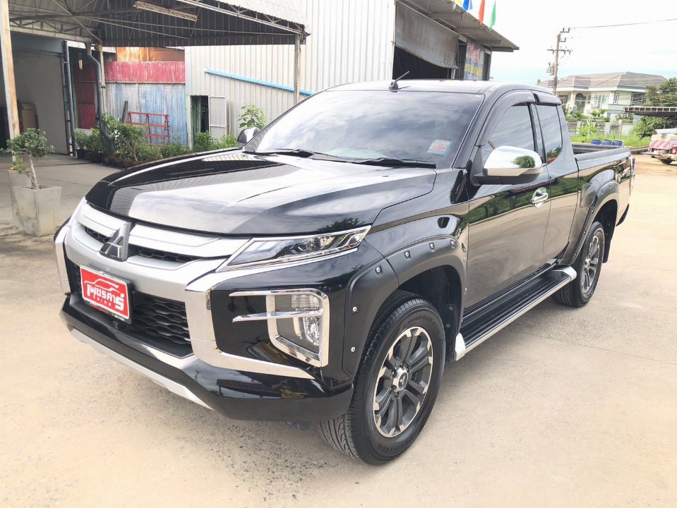 Car Image 3
