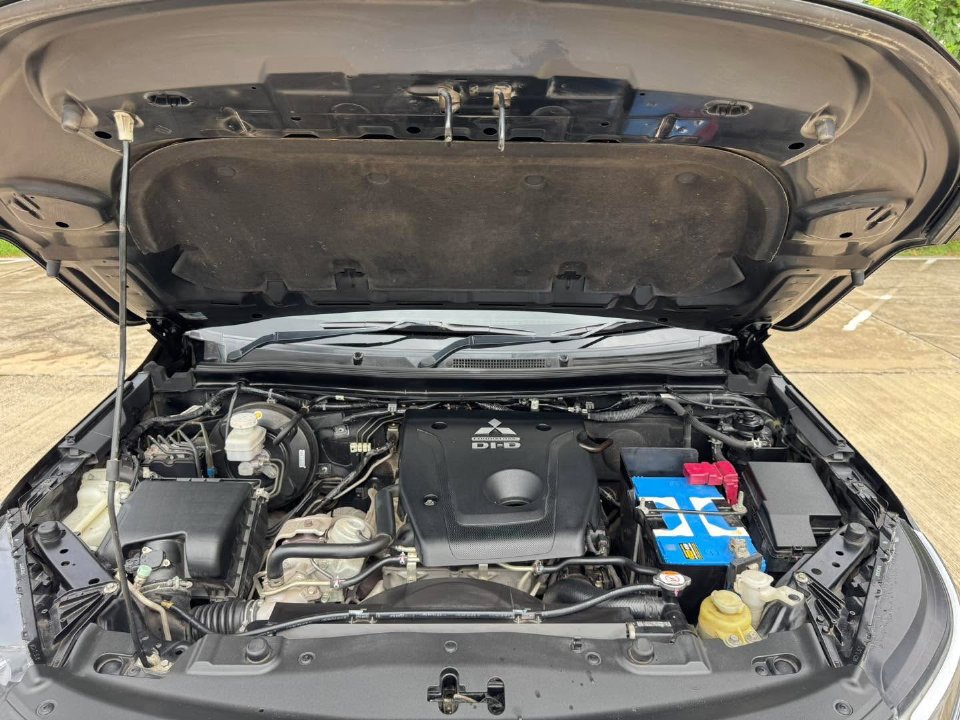 Car Image 30