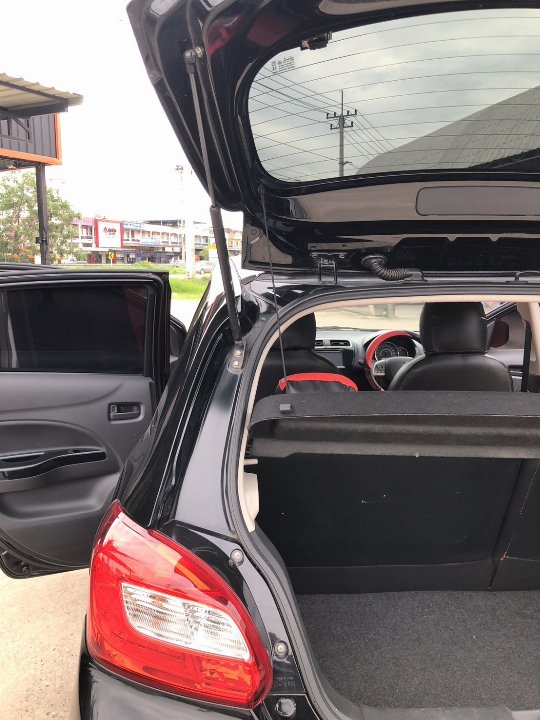 Car Image 10