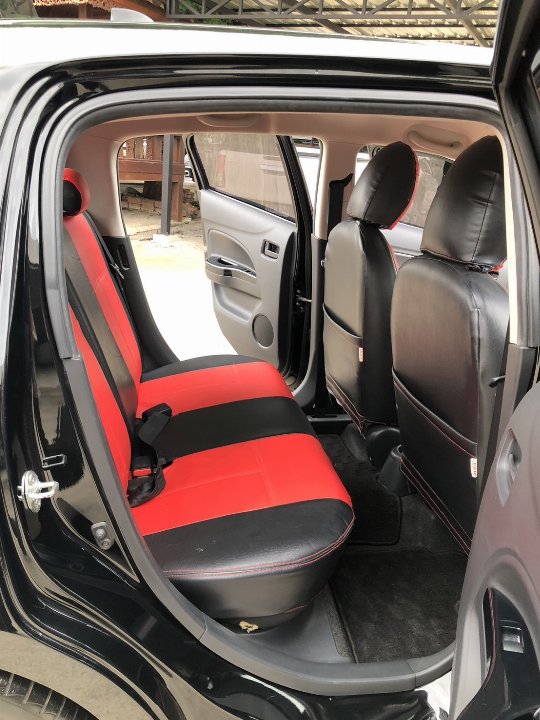 Car Image 13