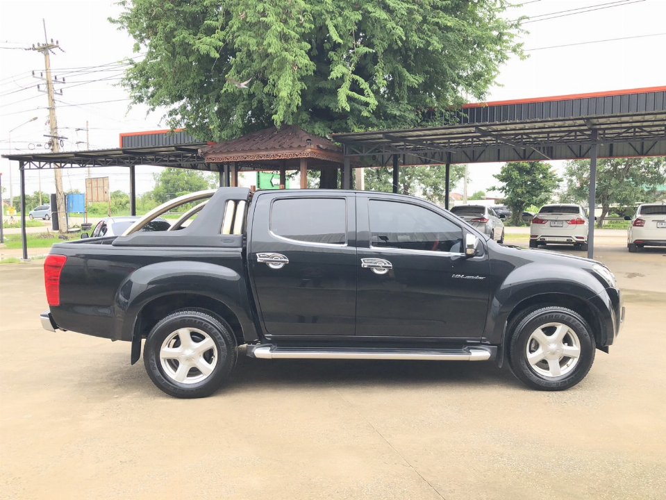 Car Image 8
