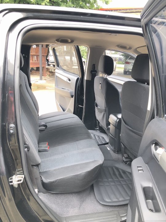 Car Image 10