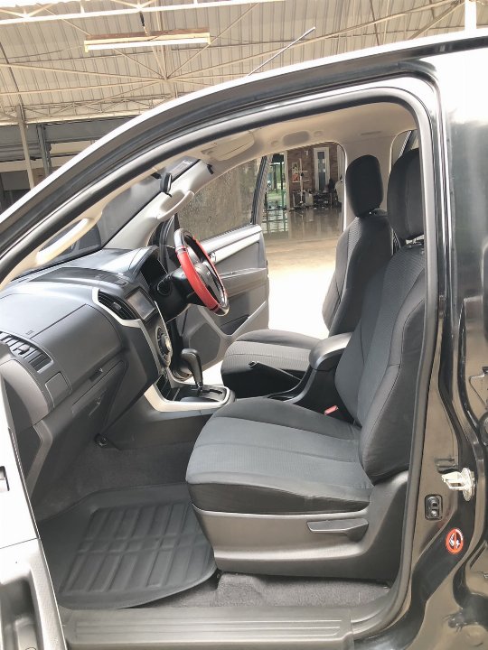 Car Image 11