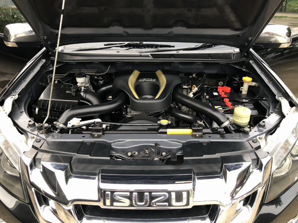 Car Image 15