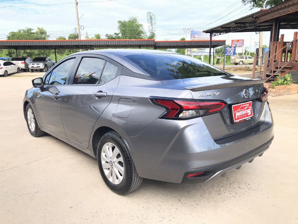 Car Image 4