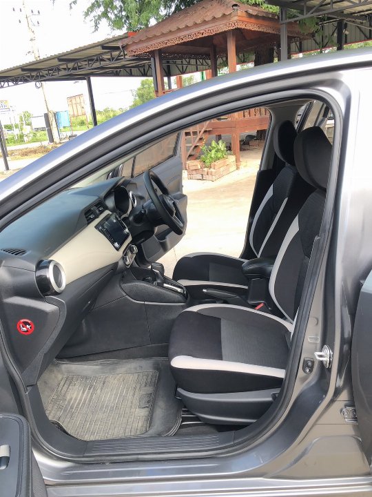 Car Image 14