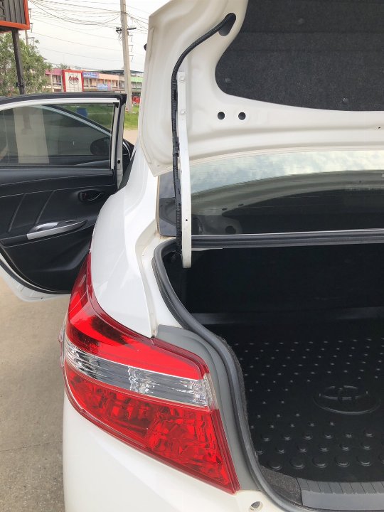 Car Image 10