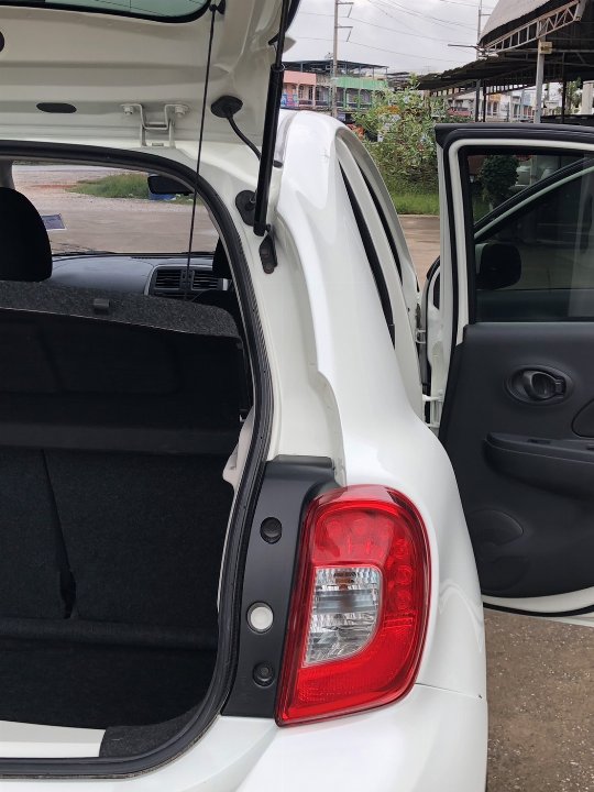 Car Image 10