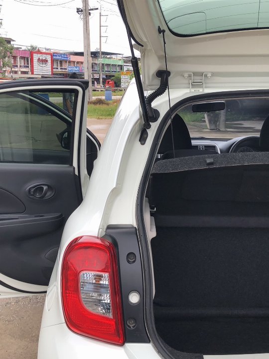 Car Image 11