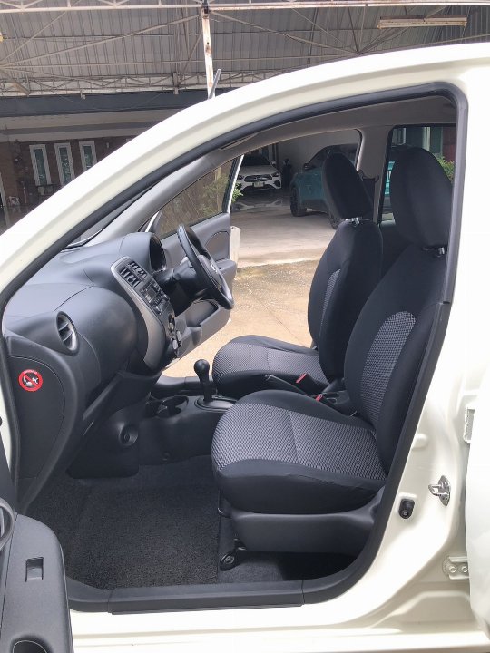 Car Image 12
