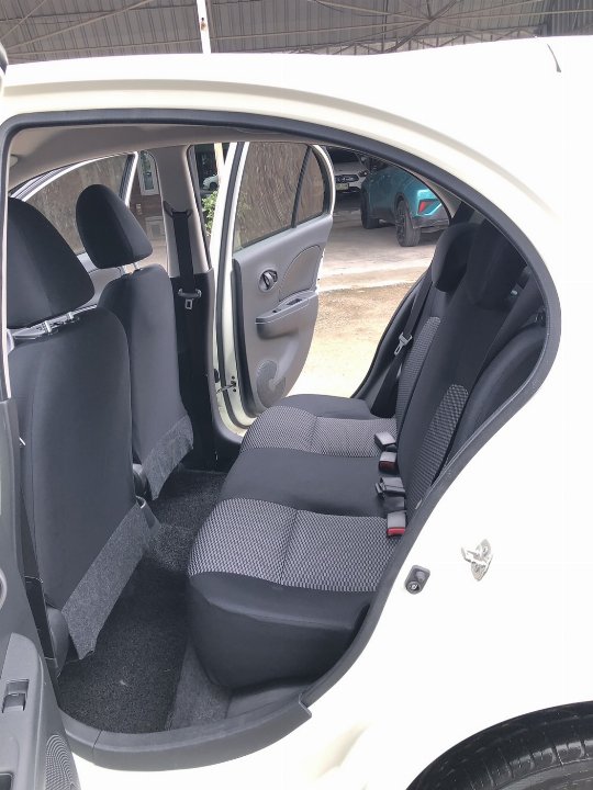 Car Image 13