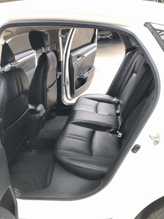 Car Image 15