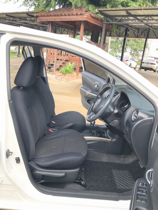 Car Image 12