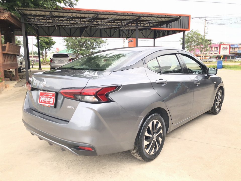 Car Image 7