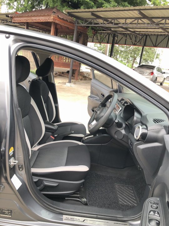 Car Image 12