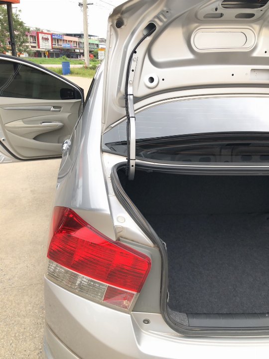 Car Image 10
