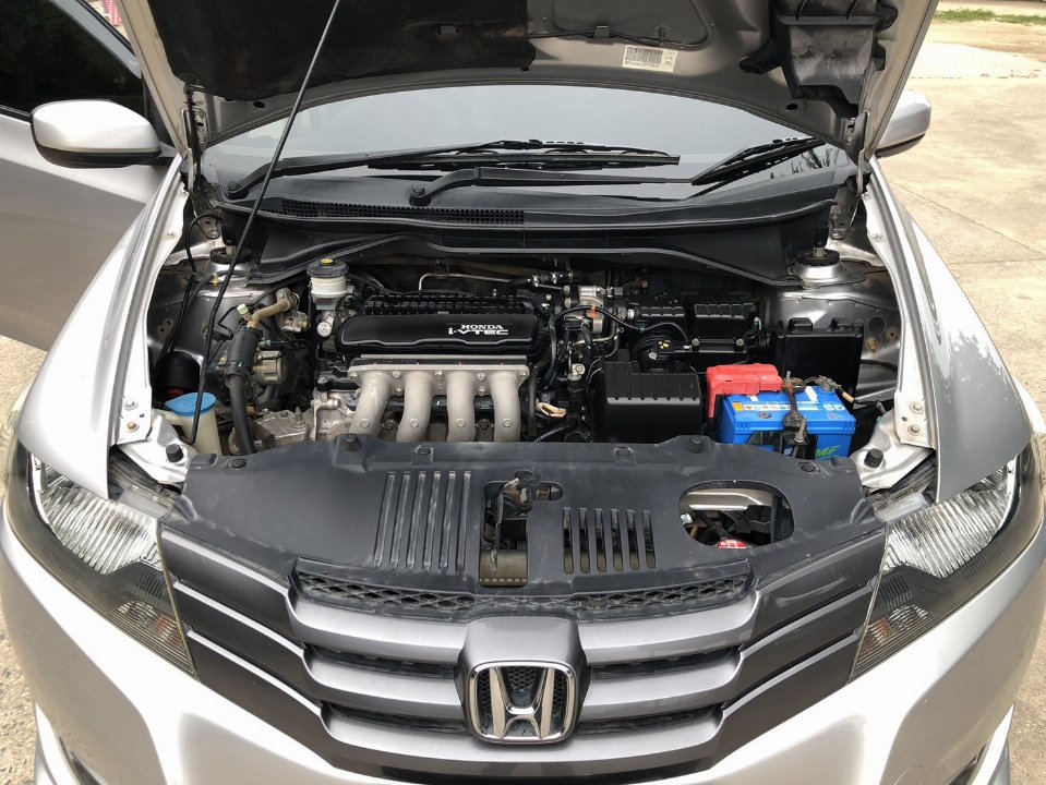 Car Image 18