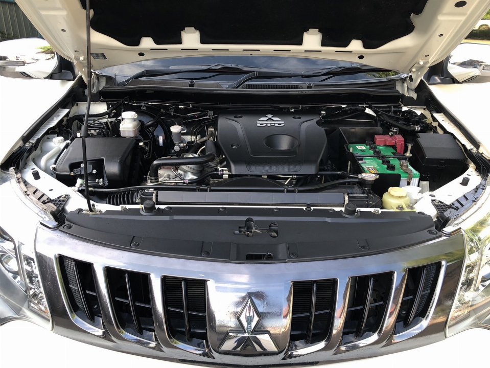 Car Image 15