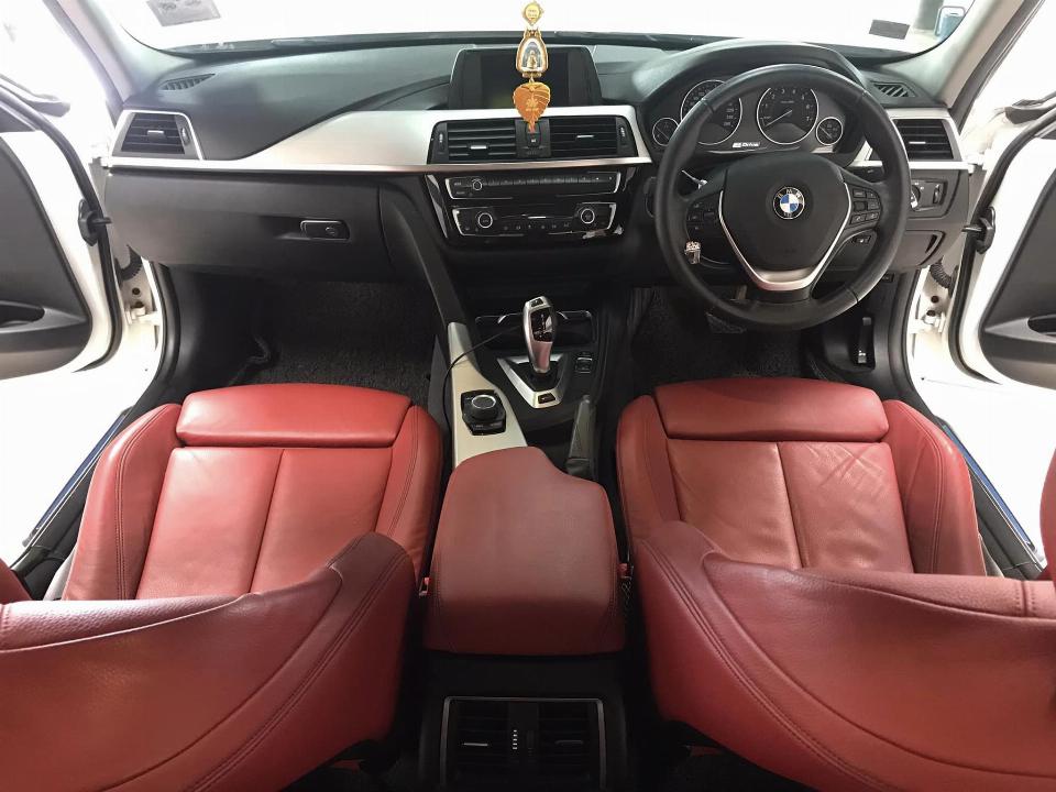 Car Image 6
