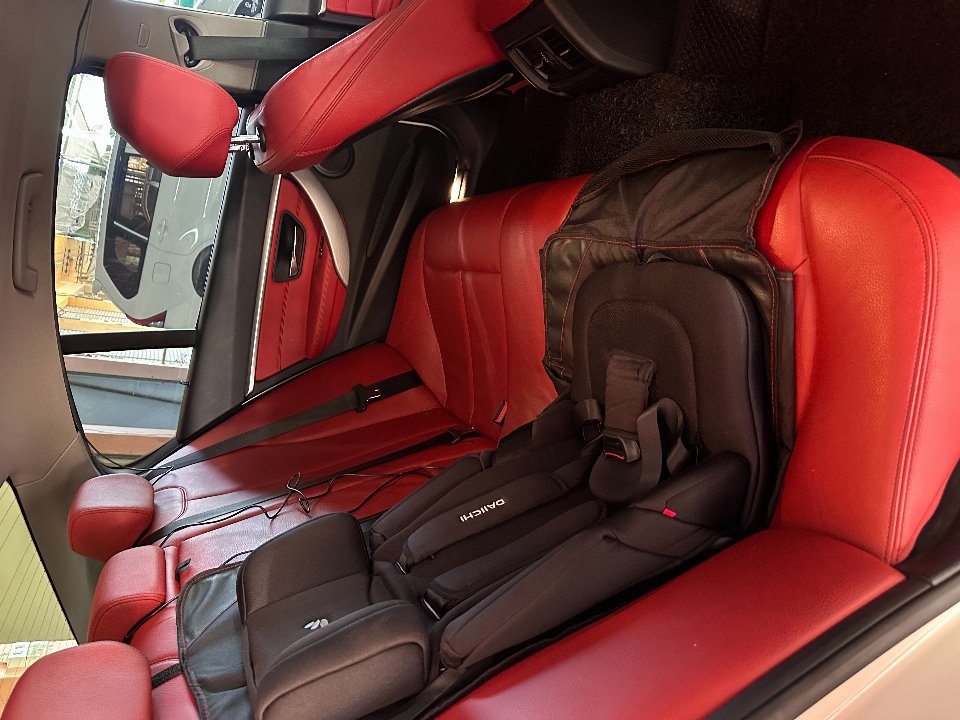Car Image 30